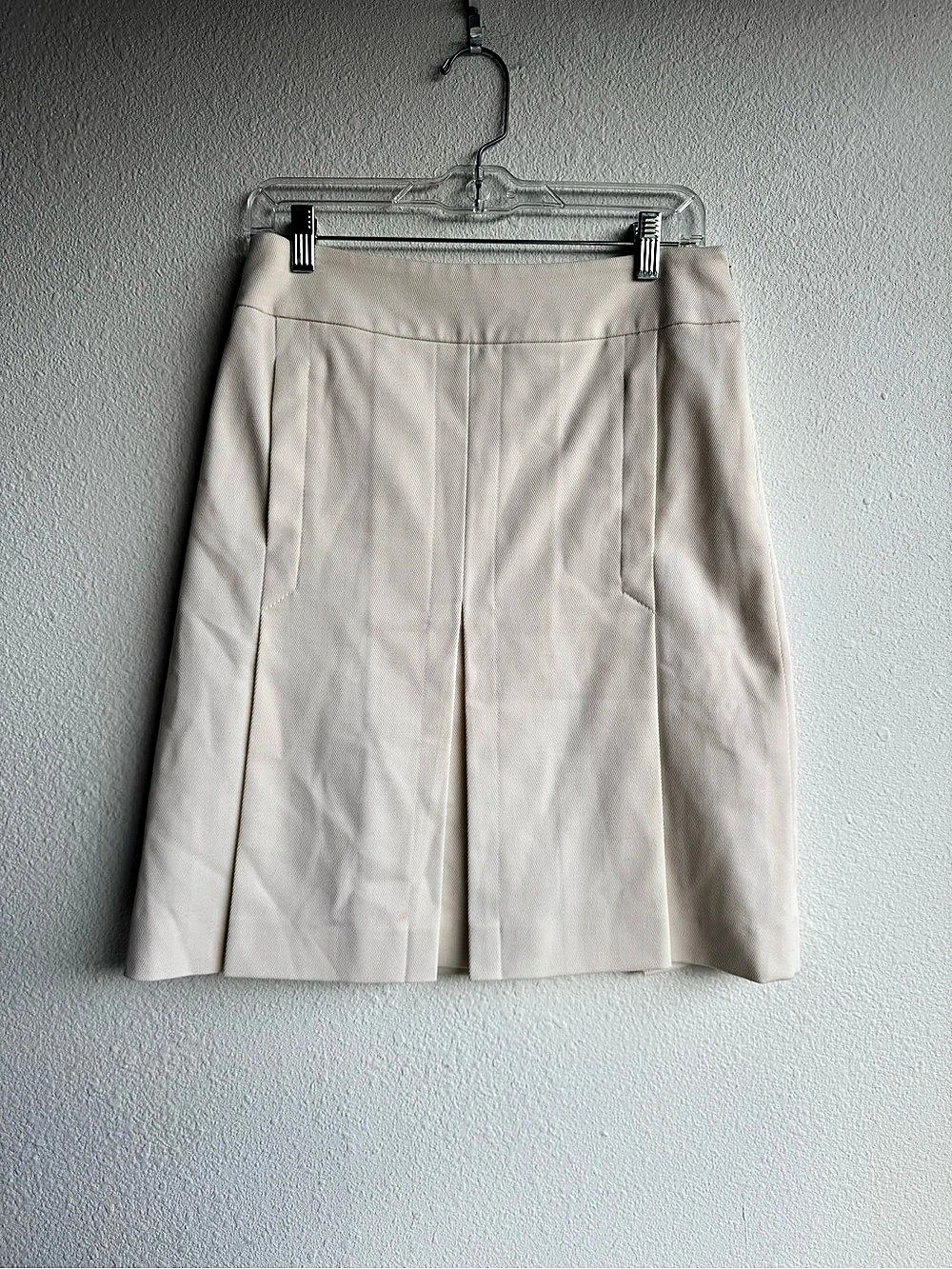 Akris Punto A-Line Skirt in Cream Size 10